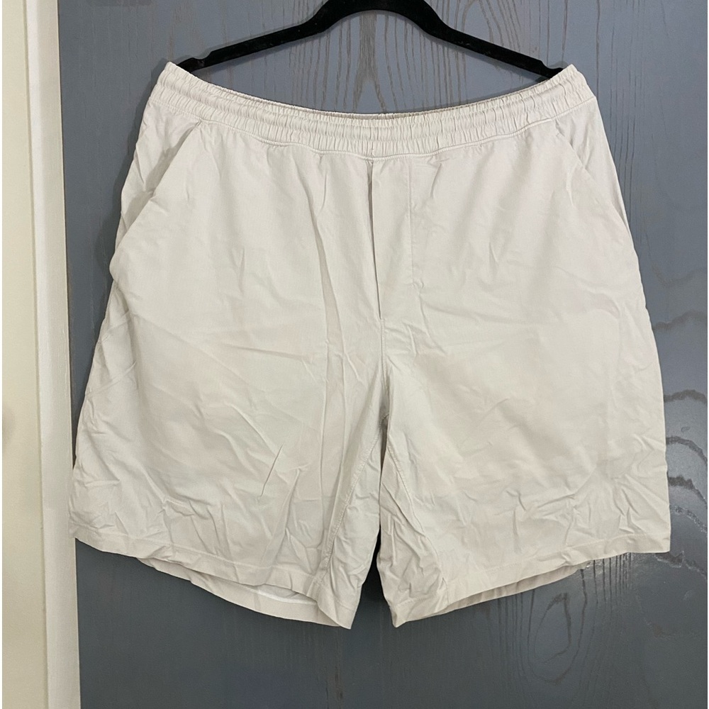 XL Lulu lemon shorts